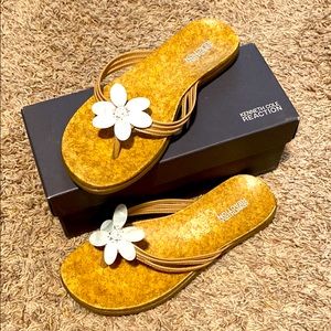 Kenneth Cole Sandals